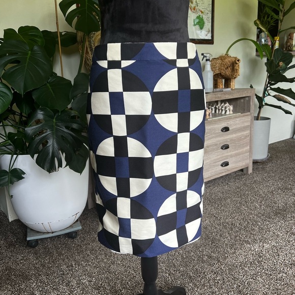 J. Crew Blue and White Midi Pencil Skirt for Work - Picture 1 of 4